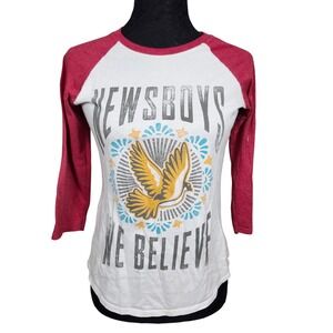 Newsboys‎ We Believe Graphic T Shirt Womens M White Red 3/4 Sleeve Fitted